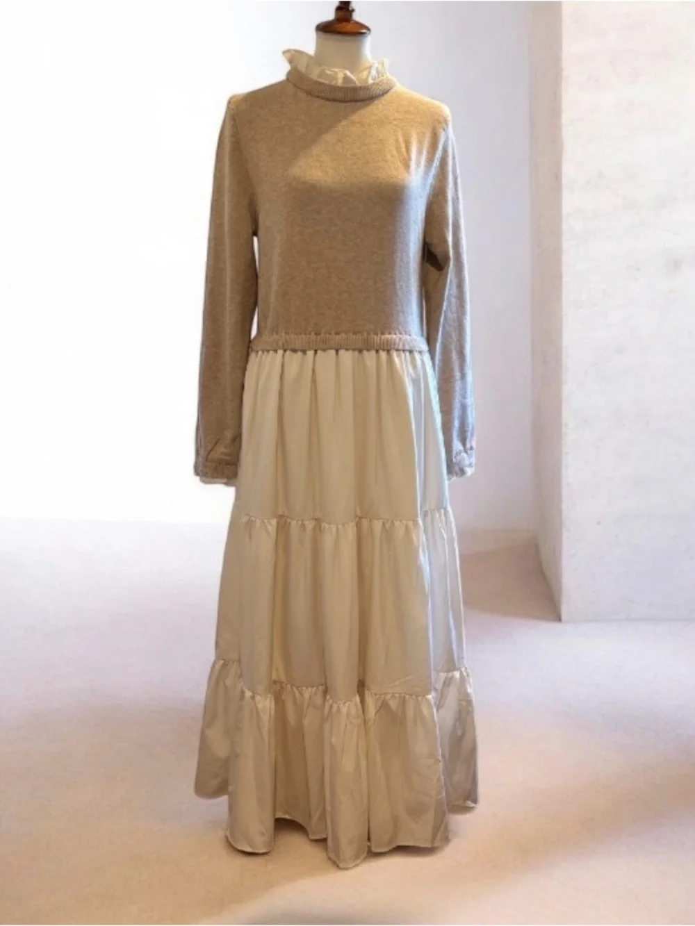 BALTIC BORN Sophie Sweater Dress Natural Tan Cream Tiered Maxi Ruffle Collar XL - Picture 1 of 8